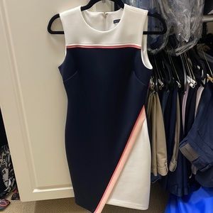 TOMMY HILFIGER SIZE 6